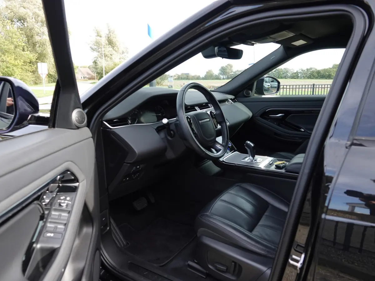 1.5 P300e PHEV AWD NL-AUTO | BLACK PACK | SURROUND VIEW | LEER | NAVI