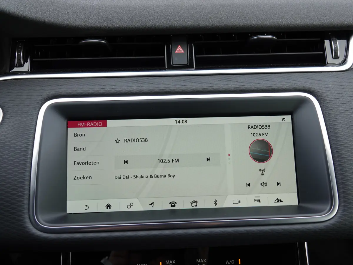 1.5 P300e PHEV AWD NL-AUTO | BLACK PACK | SURROUND VIEW | LEER | NAVI
