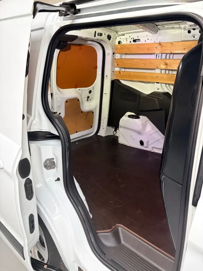 1.5 TDCI Trend, Airco, CruiseControl, Stoel verwarming Schuifdeur 1ste eigenaar Nederlandse bus RIJKLAARPRIJS