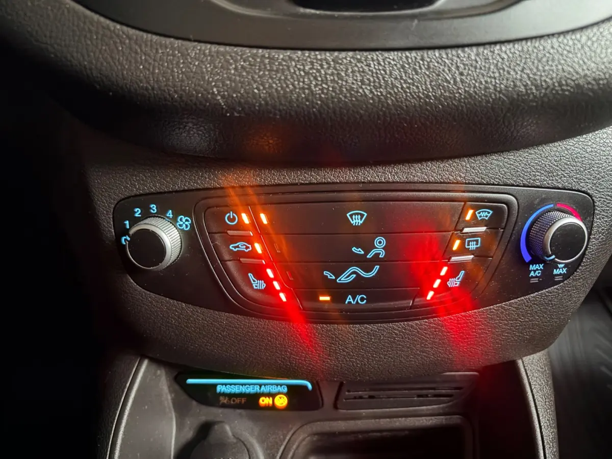 1.5 TDCI Trend, Airco, CruiseControl, Stoel verwarming Schuifdeur 1ste eigenaar Nederlandse bus RIJKLAARPRIJS