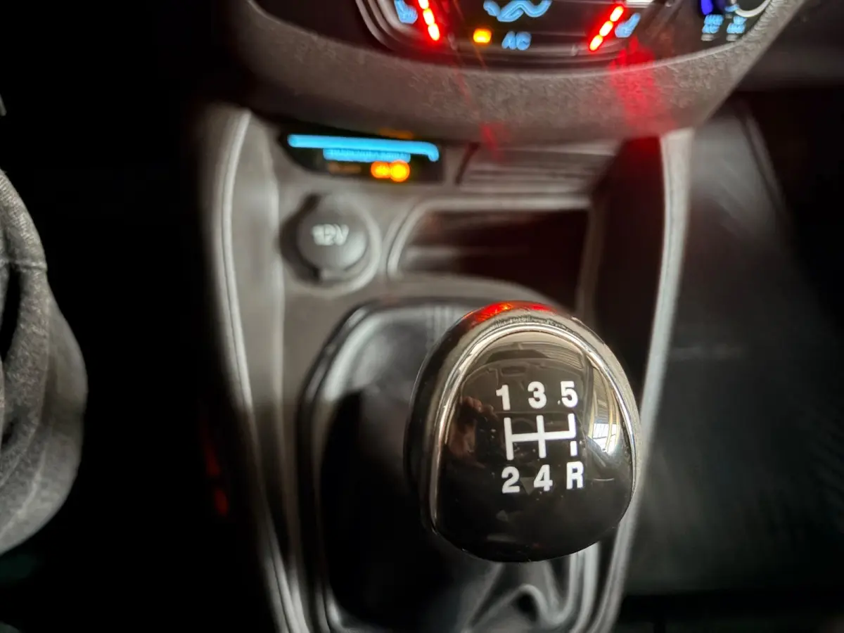 1.5 TDCI Trend, Airco, CruiseControl, Stoel verwarming Schuifdeur 1ste eigenaar Nederlandse bus RIJKLAARPRIJS