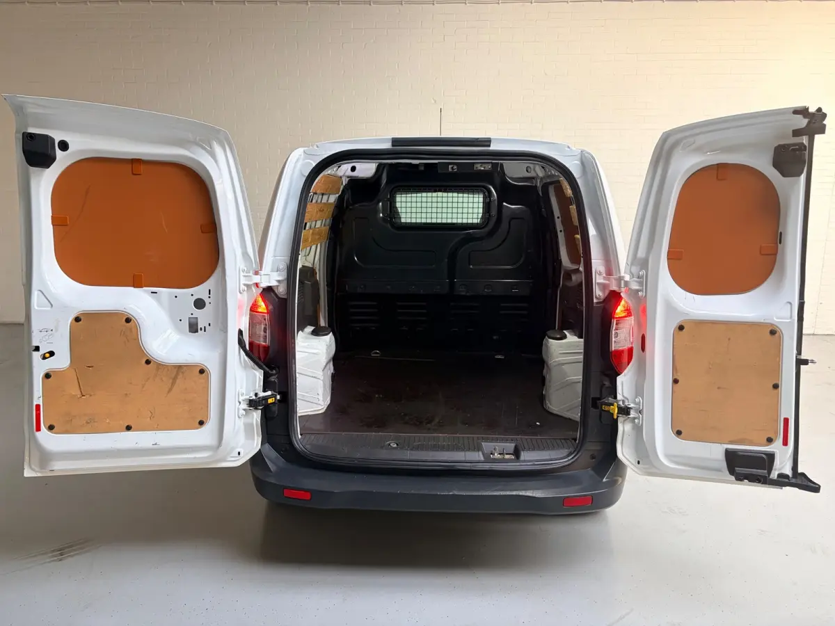 1.5 TDCI Trend, Airco, CruiseControl, Stoel verwarming Schuifdeur 1ste eigenaar Nederlandse bus RIJKLAARPRIJS