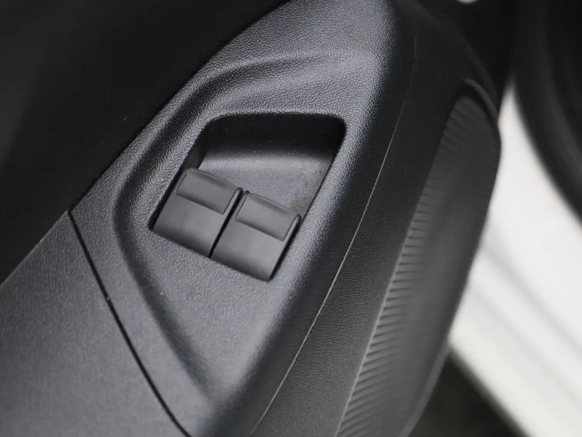 1.0 e-VTi Active