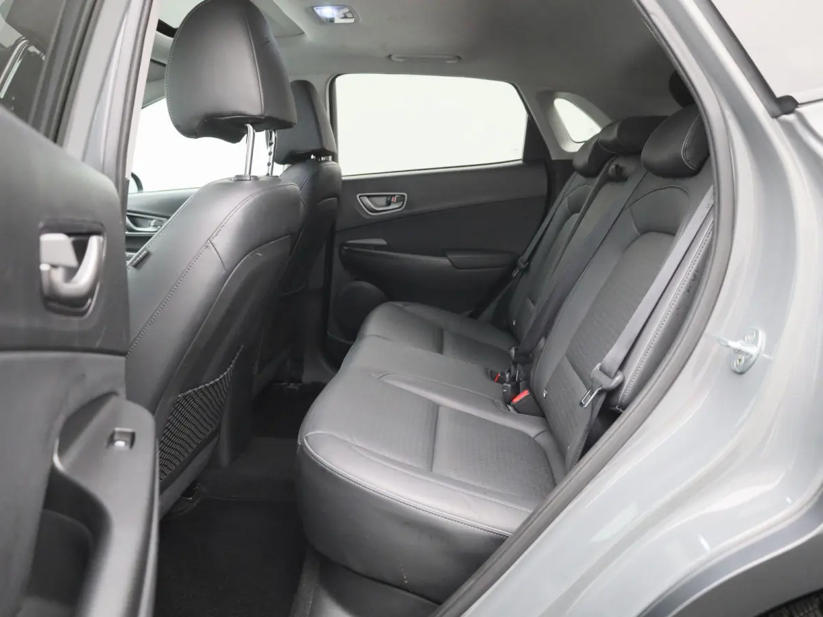 EV Comfort 64 kWh | STOELVERWARMING + STOELKOELING | STUURVERWARMING | ELEK.STOEL | CAMERA | SCHUIFDAK | HEADUP DISPLAY |