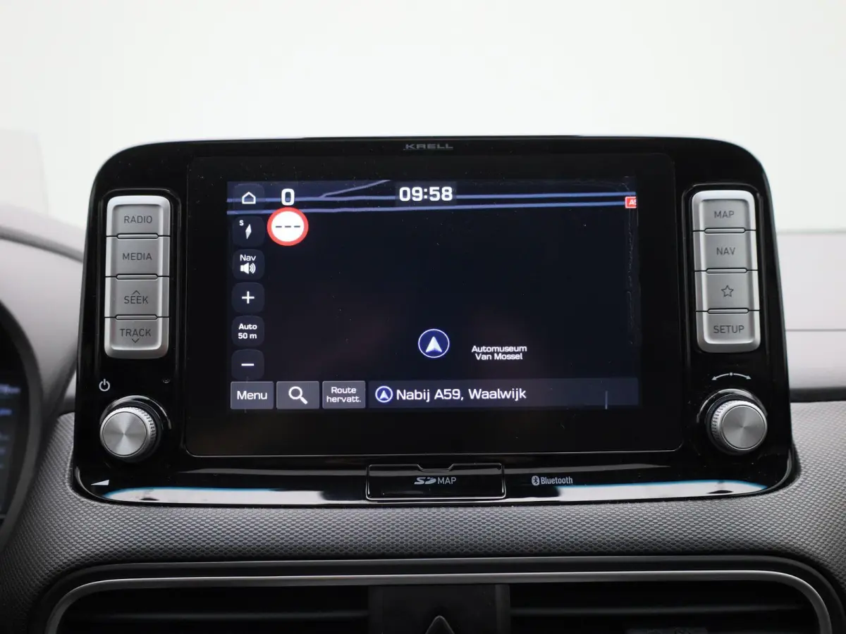 EV Comfort 64 kWh | STOELVERWARMING + STOELKOELING | STUURVERWARMING | ELEK.STOEL | CAMERA | SCHUIFDAK | HEADUP DISPLAY |