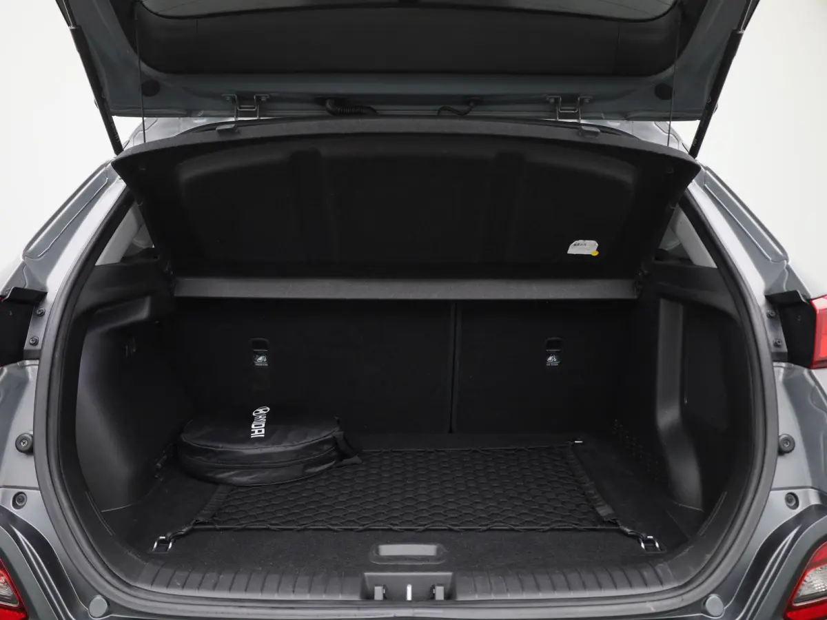 EV Comfort 64 kWh | STOELVERWARMING + STOELKOELING | STUURVERWARMING | ELEK.STOEL | CAMERA | SCHUIFDAK | HEADUP DISPLAY |