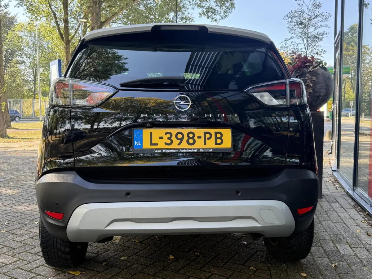 1.2 Turbo GS Line | Stoel/ stuurverwarming | Navigatie | Airco | Apple Carplay/Android Auto | PDC + Camera |