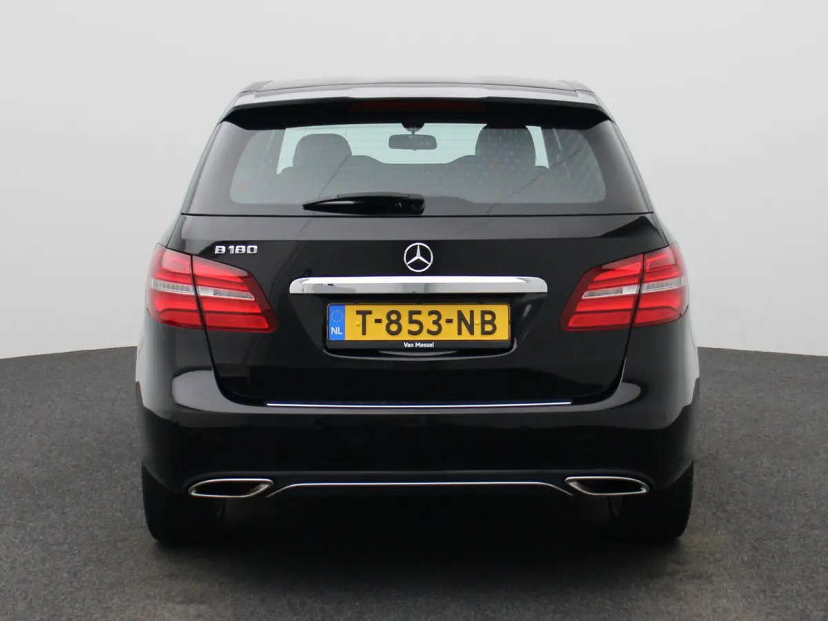 180 Ambition | STOELVERWARMING | NAVIGATIE | CRUISE CONTROL | PARKEERSENSOREN | LED |
