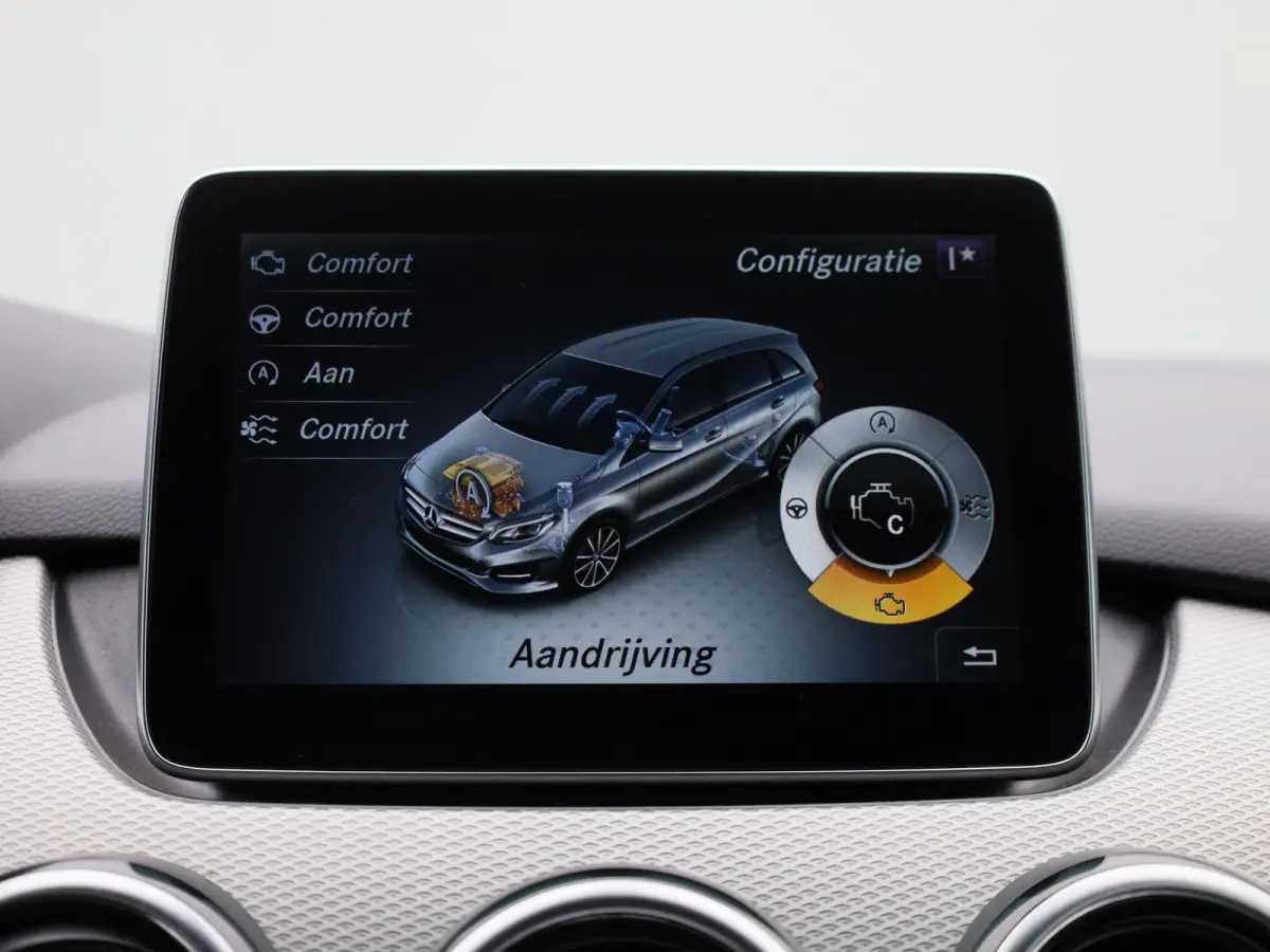 180 Ambition | STOELVERWARMING | NAVIGATIE | CRUISE CONTROL | PARKEERSENSOREN | LED |