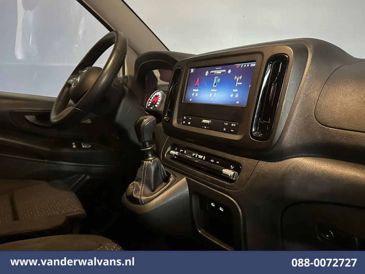 116 CDI 164pk L2H1 2025 Model Euro6 Airco | Camera | XXL MBUX | Navigatie | Cruisecontrol | Stoelverwarming Parkeersensoren, Bijrijdersbank