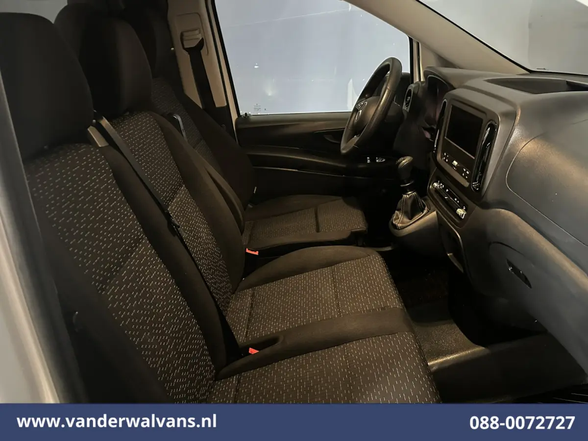 116 CDI 164pk L2H1 2025 Model Euro6 Airco | Camera | XXL MBUX | Navigatie | Cruisecontrol | Stoelverwarming Parkeersensoren, Bijrijdersbank