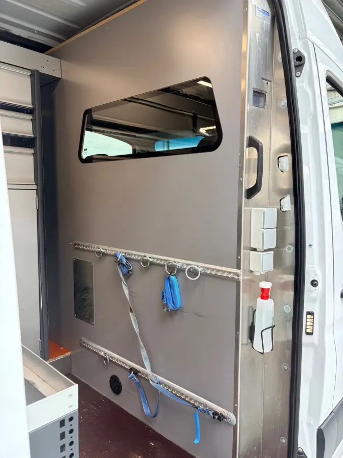 Automaat Servicewagen 314 2.2 CDI 140PK L1H2 euro6 BOTT, Victron V230, Standkachel RIJKLAARPRIJS