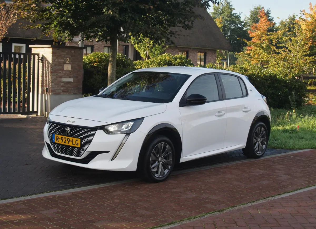 EV Pack 50 kWh | Apple Carplay | Parkeersensoren | Navi | Cruise Control | NL-Auto |