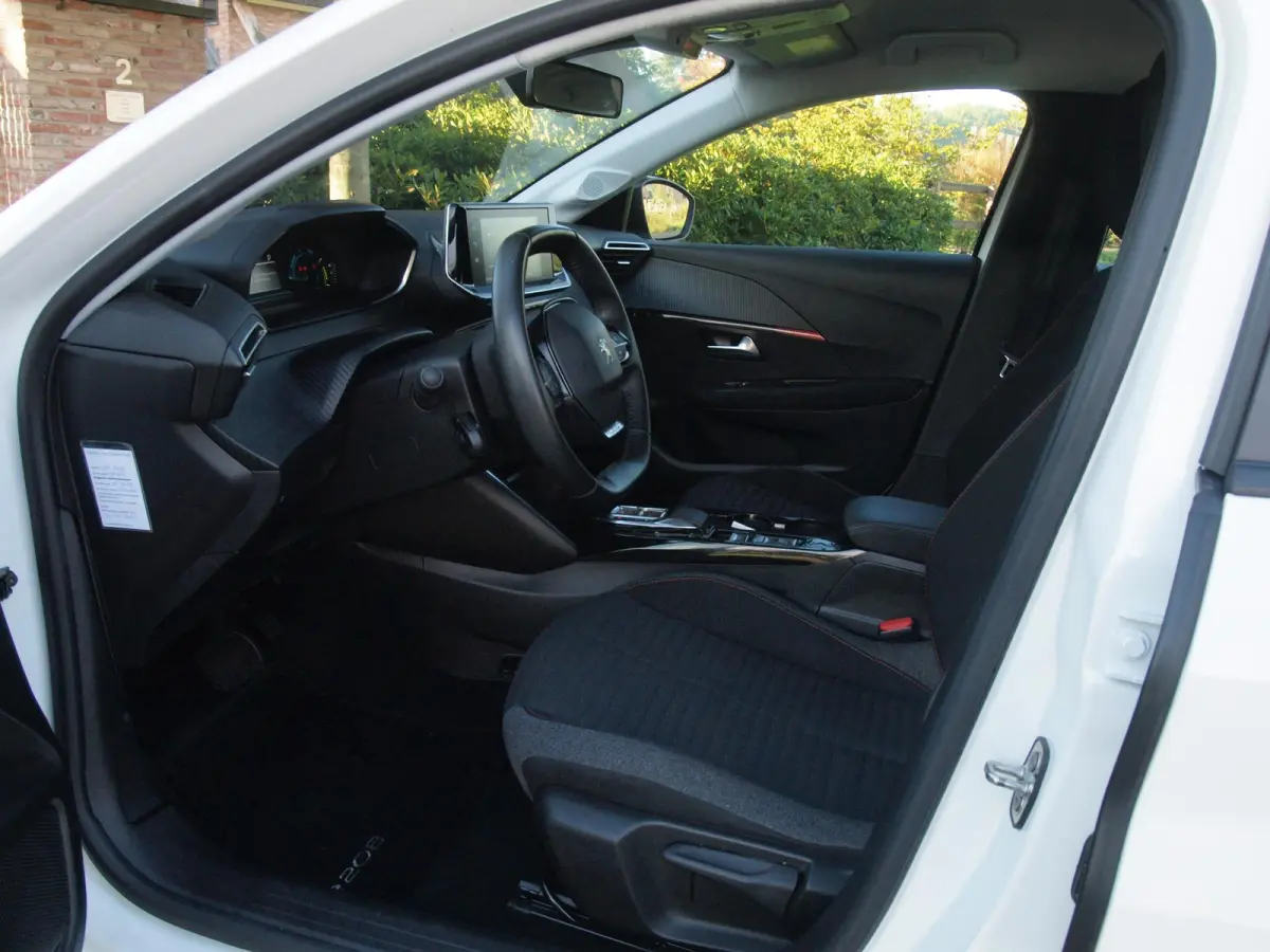 EV Pack 50 kWh | Apple Carplay | Parkeersensoren | Navi | Cruise Control | NL-Auto |