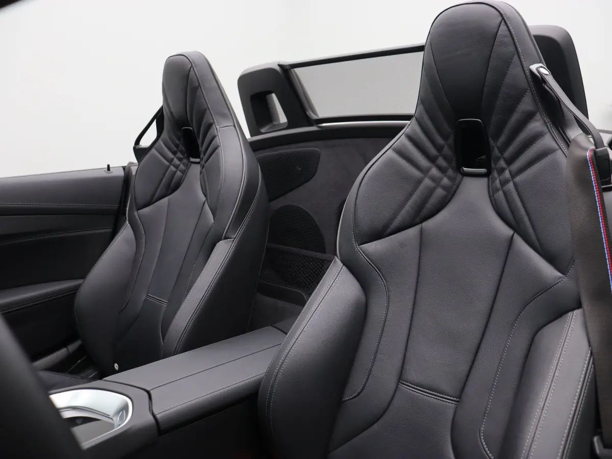 M40i High Executive | Comfort Access | Achteruitrijcamera | Elektrisch verwarmde voorstoelen | Parking Assistant | Active Cruise Control | Harman Kardon | 19/20 ''