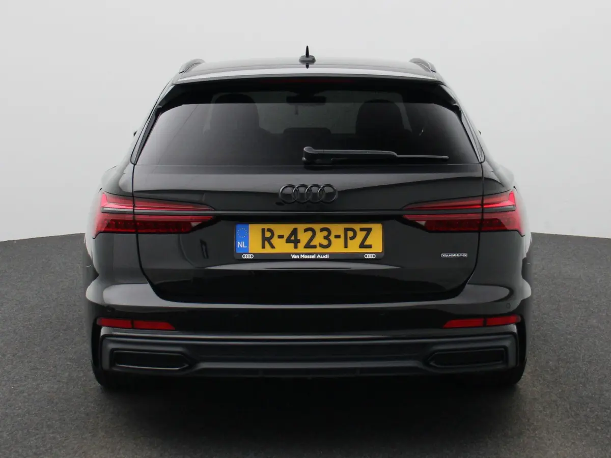 50 TFSI e quattro S edition | S-Line | Apple Carplay / Android Auto | Achteruitrijcamera | Parkeersensoren |