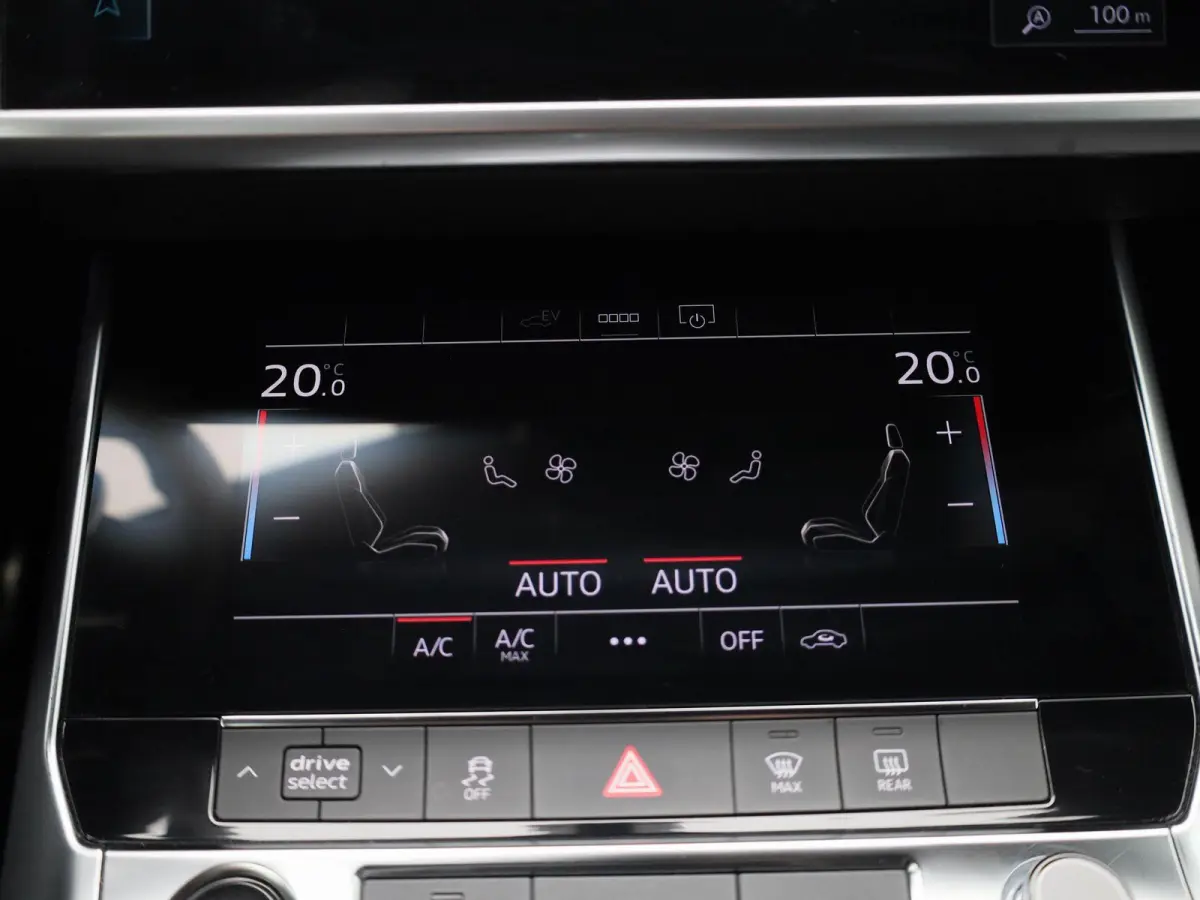 50 TFSI e quattro S edition | S-Line | Apple Carplay / Android Auto | Achteruitrijcamera | Parkeersensoren |