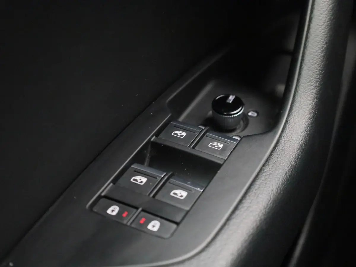 50 TFSI e quattro S edition | S-Line | Apple Carplay / Android Auto | Achteruitrijcamera | Parkeersensoren |