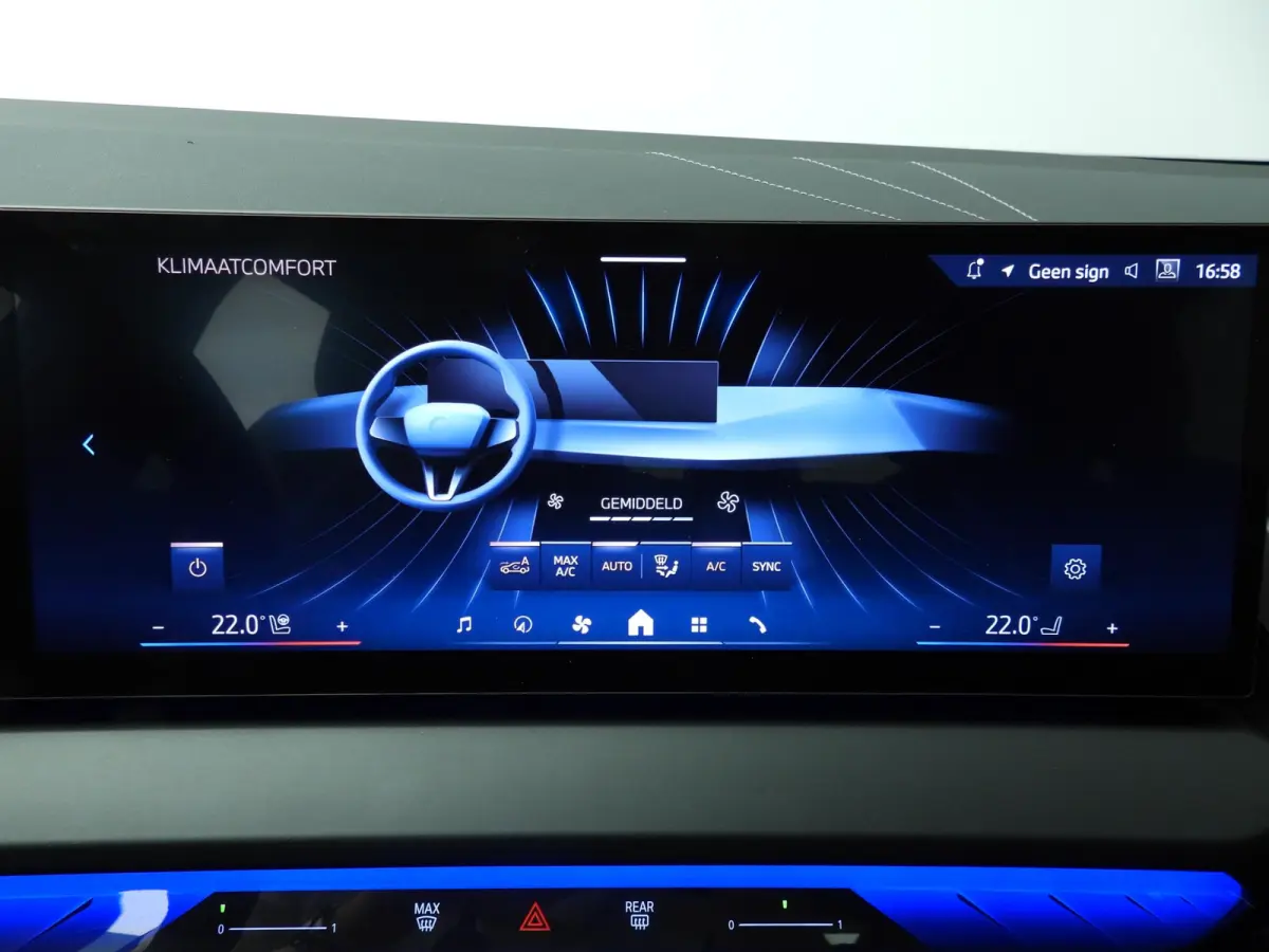 20d xDrive | M-Sportpakket | LED | HUD | Active cruise | Trekhaak | Elektr. zetels | Keyles go | DAB | Harman-kardon sound | Alu 20 inch