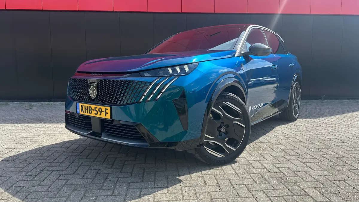 GT Long Range 230 97 kWh | Trekhaak | Apple Carplay/Android Auto | Navigatie | Adaptieve Cruise | Warmtepomp | Camera | 20'' L.M. | | 11 kW lader | 20"LM-Velgen | Achterbank in delen neerkla