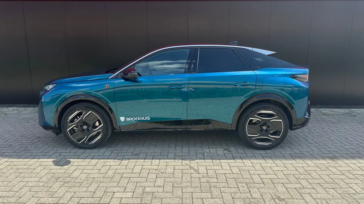 GT Long Range 230 97 kWh | Trekhaak | Apple Carplay/Android Auto | Navigatie | Adaptieve Cruise | Warmtepomp | Camera | 20'' L.M. | | 11 kW lader | 20"LM-Velgen | Achterbank in delen neerkla