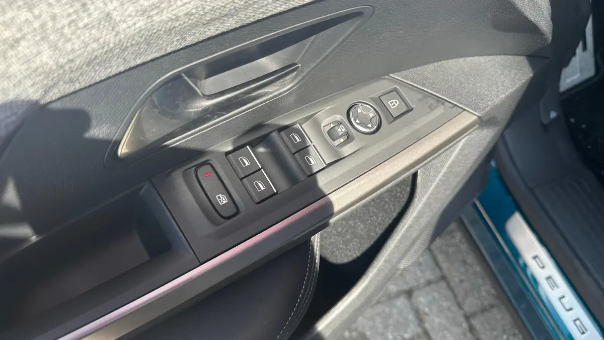 GT Long Range 230 97 kWh | Trekhaak | Apple Carplay/Android Auto | Navigatie | Adaptieve Cruise | Warmtepomp | Camera | 20'' L.M. | | 11 kW lader | 20"LM-Velgen | Achterbank in delen neerkla