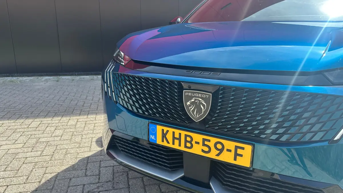 GT Long Range 230 97 kWh | Trekhaak | Apple Carplay/Android Auto | Navigatie | Adaptieve Cruise | Warmtepomp | Camera | 20'' L.M. | | 11 kW lader | 20"LM-Velgen | Achterbank in delen neerkla
