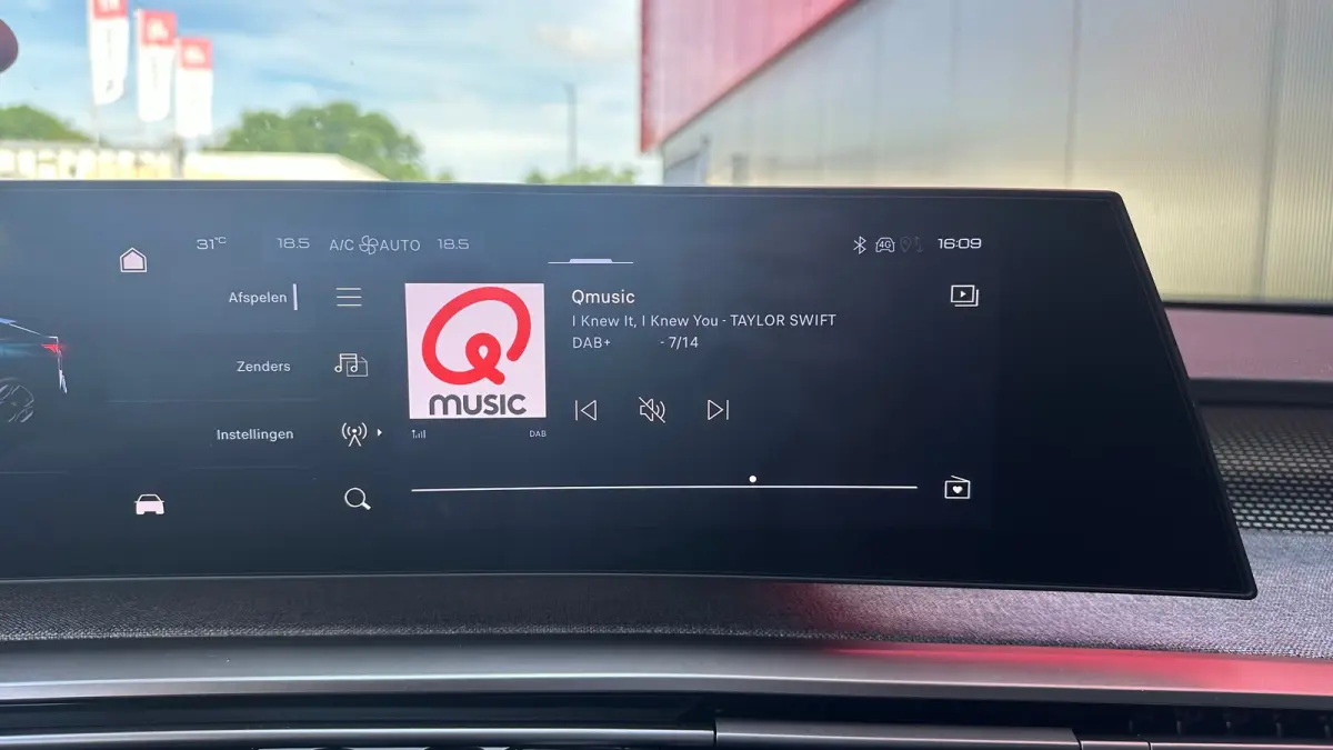 GT Long Range 230 97 kWh | Trekhaak | Apple Carplay/Android Auto | Navigatie | Adaptieve Cruise | Warmtepomp | Camera | 20'' L.M. | | 11 kW lader | 20"LM-Velgen | Achterbank in delen neerkla