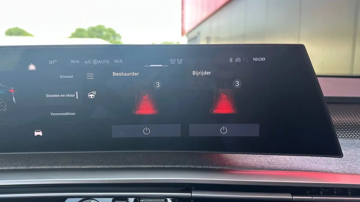 GT Long Range 230 97 kWh | Trekhaak | Apple Carplay/Android Auto | Navigatie | Adaptieve Cruise | Warmtepomp | Camera | 20'' L.M. | | 11 kW lader | 20"LM-Velgen | Achterbank in delen neerkla