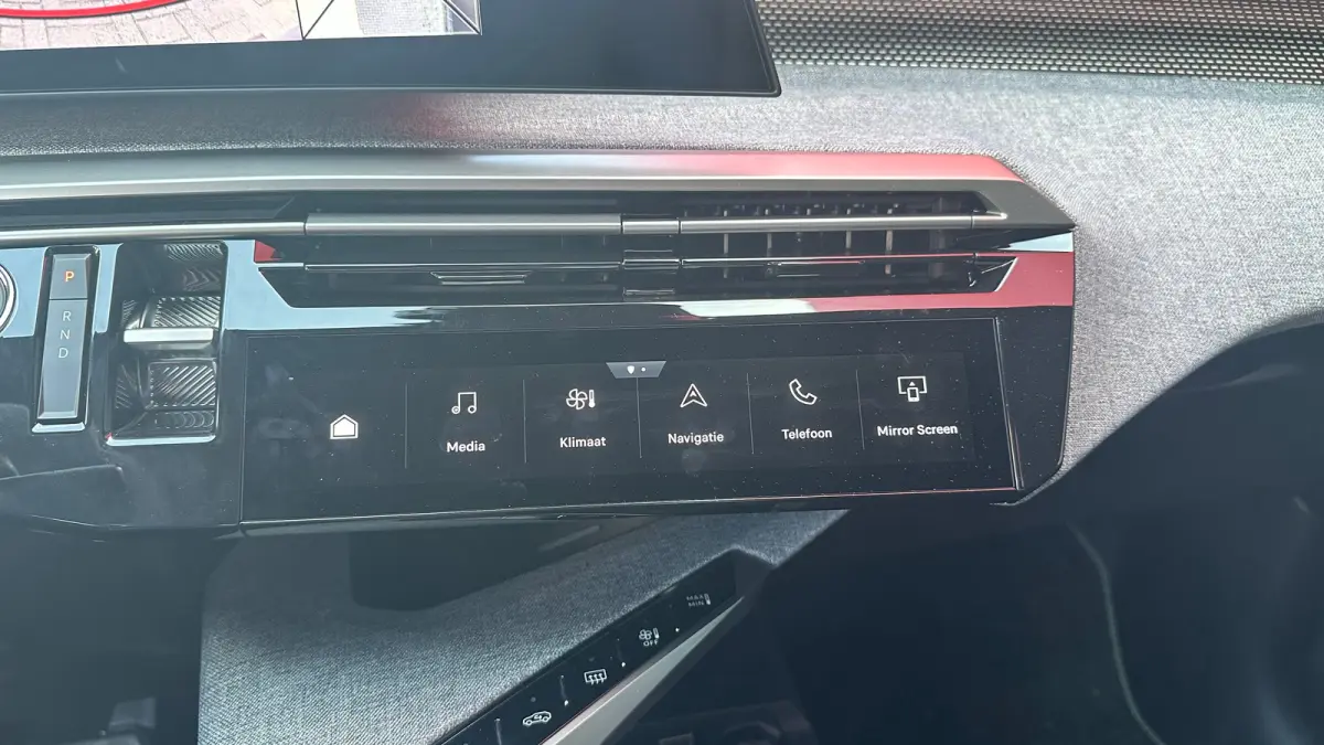 GT Long Range 230 97 kWh | Trekhaak | Apple Carplay/Android Auto | Navigatie | Adaptieve Cruise | Warmtepomp | Camera | 20'' L.M. | | 11 kW lader | 20"LM-Velgen | Achterbank in delen neerkla