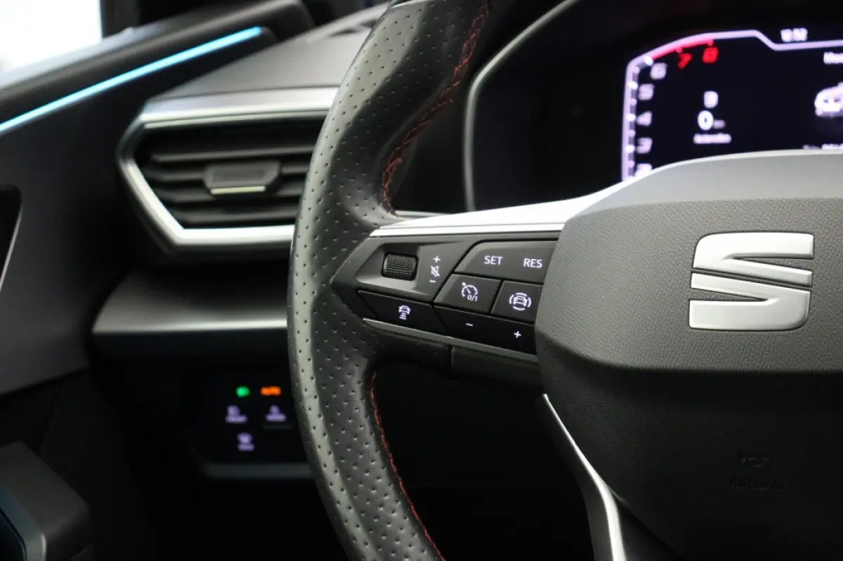 1.5 TSI FR Business Intense - Digitaal Cockpit, Carplay, Camera, Stoelverw.Trekhaak