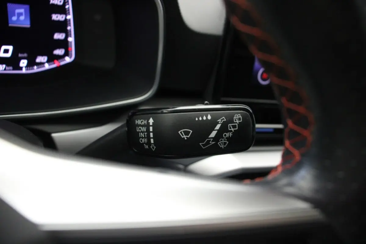 1.5 TSI FR Business Intense - Digitaal Cockpit, Carplay, Camera, Stoelverw.Trekhaak