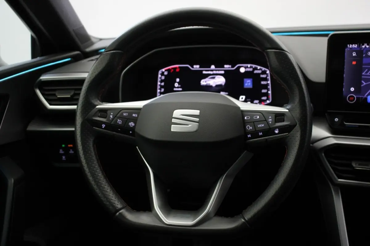1.5 TSI FR Business Intense - Digitaal Cockpit, Carplay, Camera, Stoelverw.Trekhaak
