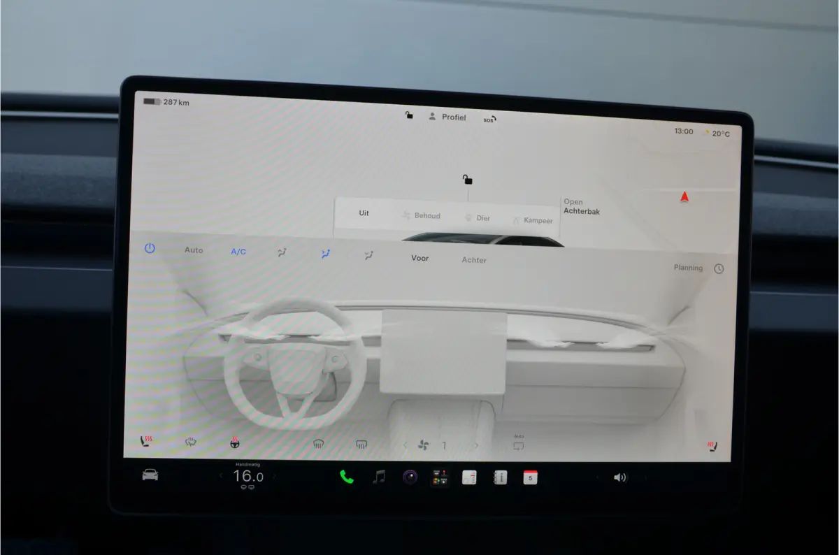 RWD 60 kWh Highland, AutoPilot4.0 (FSD 99,- p/mnd), LFP accu