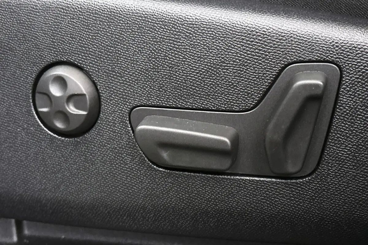 1.6 Plug-in Hybrid 225 Shine Panoramadak 360 Camera Massage Memory