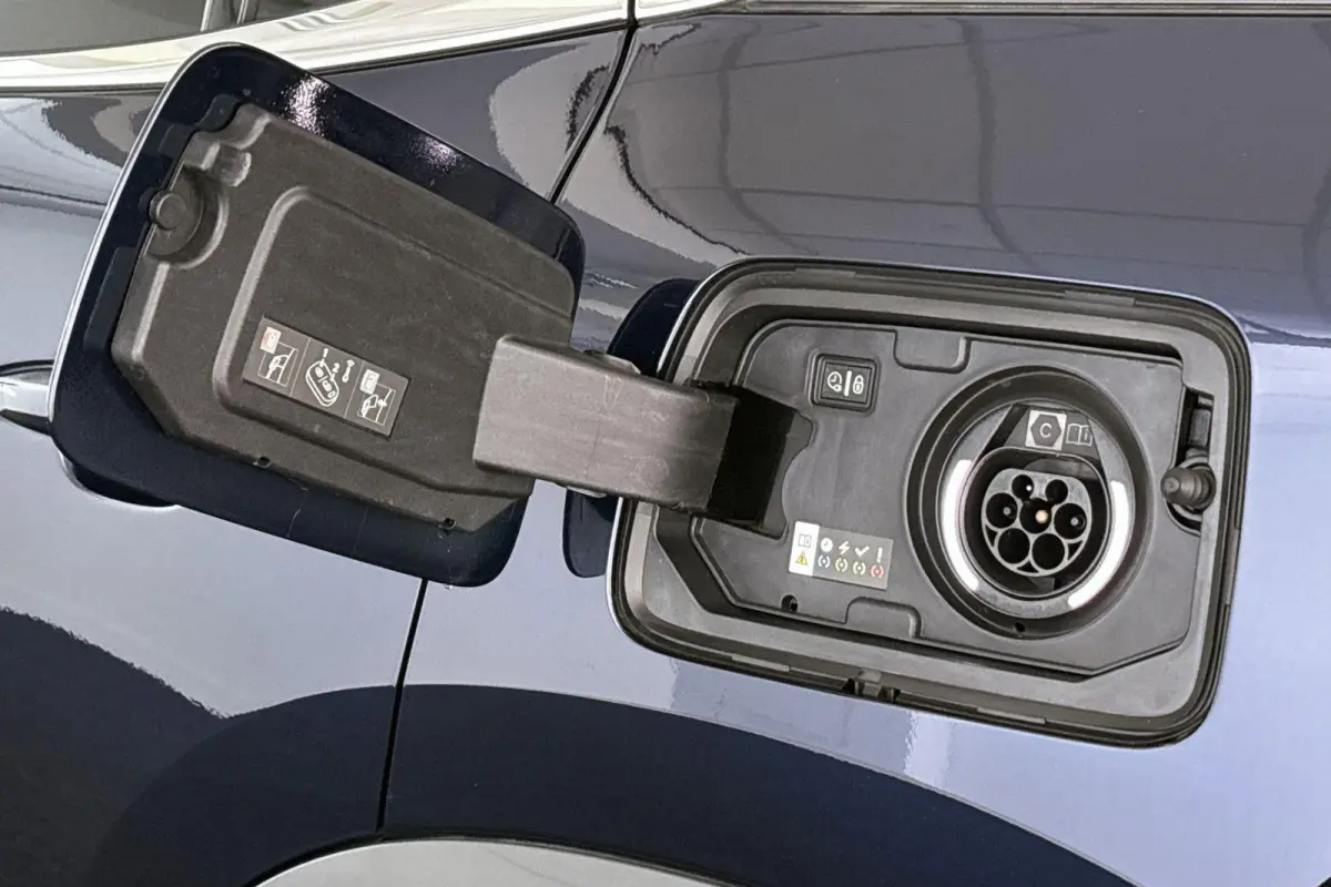 1.6 Plug-in Hybrid 225 Shine Panoramadak 360 Camera Massage Memory