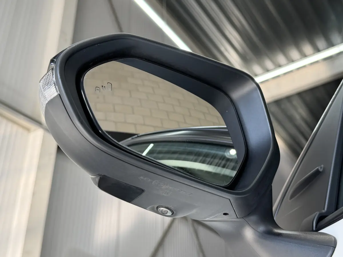 1.5 Hybrid Executive | Navi | ACC | Dodehoek | Stoel & Stuurverwarming | 18" | Carplay 100% Toyota Dealer onderhouden!