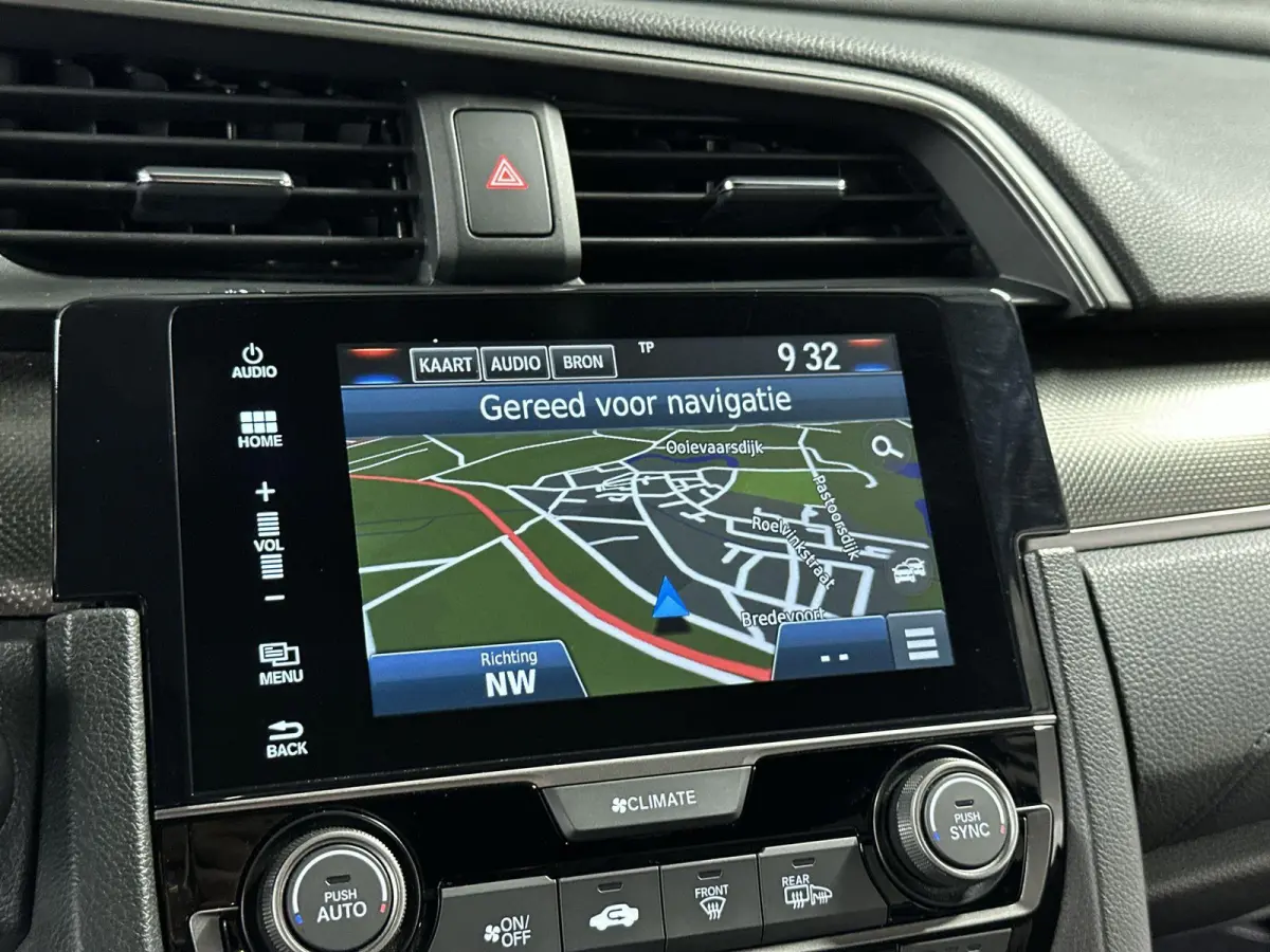1.0 i-VTEC Executive Leder | Pano | Navi