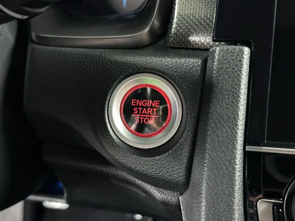 1.0 i-VTEC Executive Leder | Pano | Navi