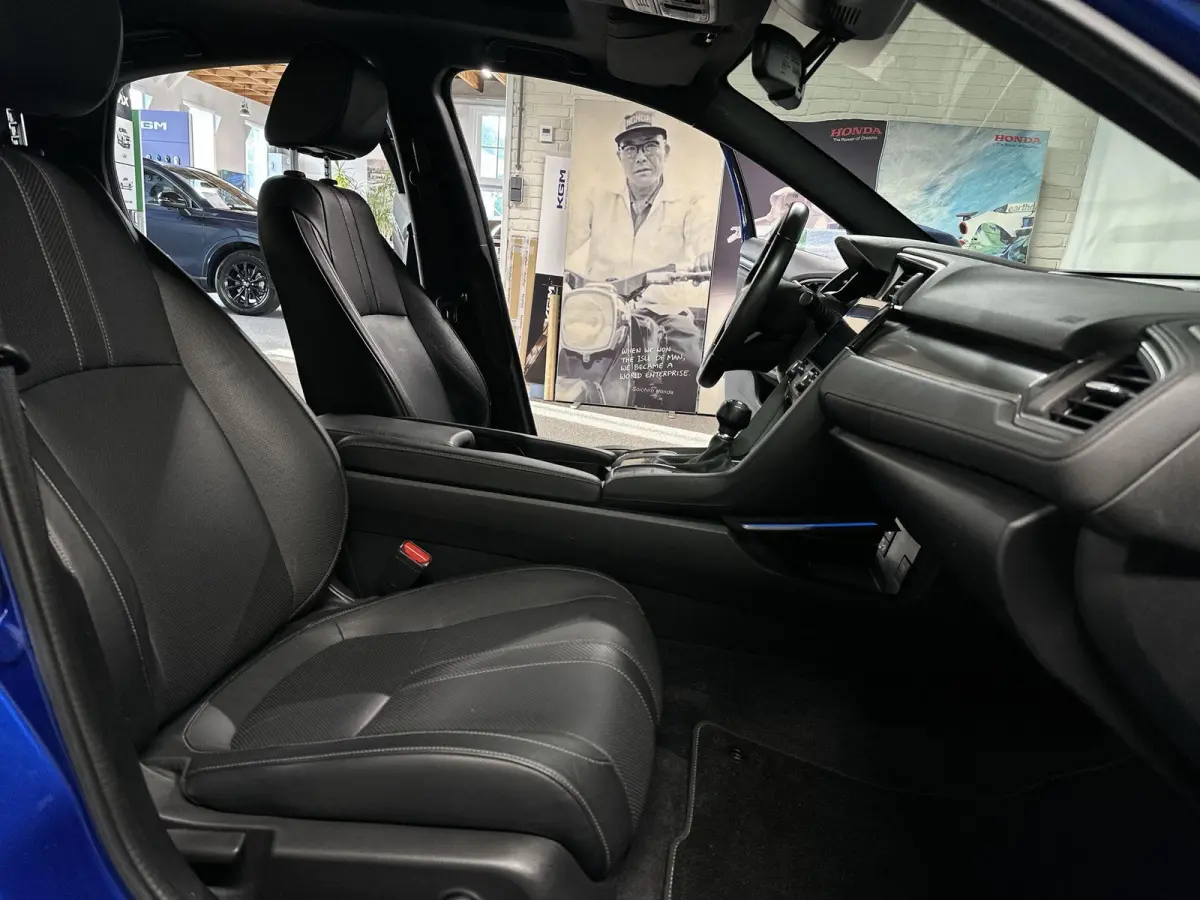 1.0 i-VTEC Executive Leder | Pano | Navi