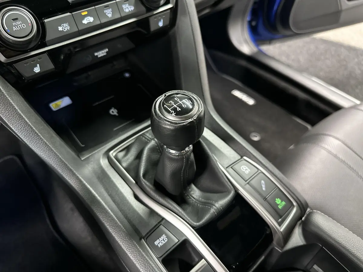 1.0 i-VTEC Executive Leder | Pano | Navi