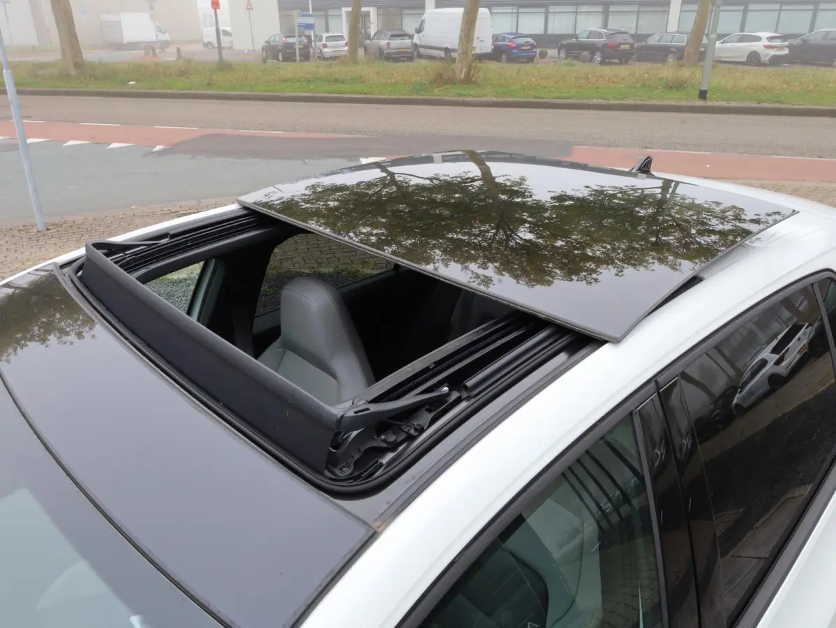GTE 1.5 eHybrid 272PK | Panodak | Leer | Black Style | Garantie 2030 | Head-up | Stoel Ventilatie | Memory | 18"Inch |