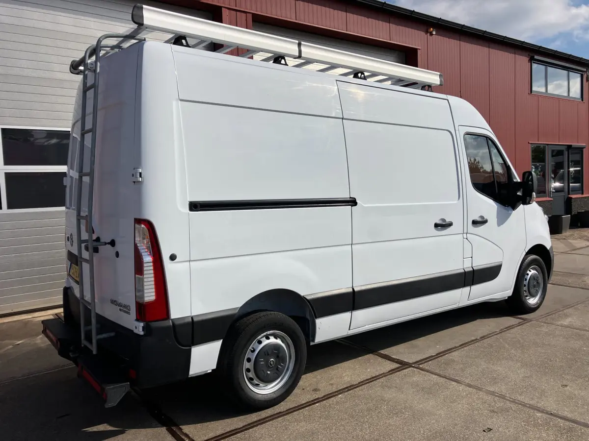 2.3 CDTI BiTurbo L2H2 Start/Stop