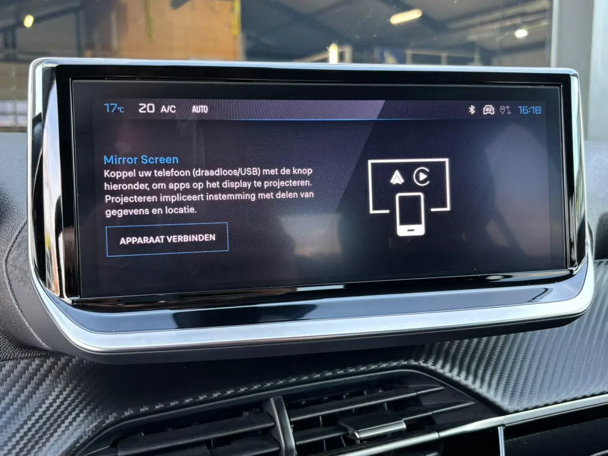 1.2 100 Allure | CARPLAY | CAMERA | CLIMATE CONTROL | CRUISE CONTROL | DIGI DASHBOARD |