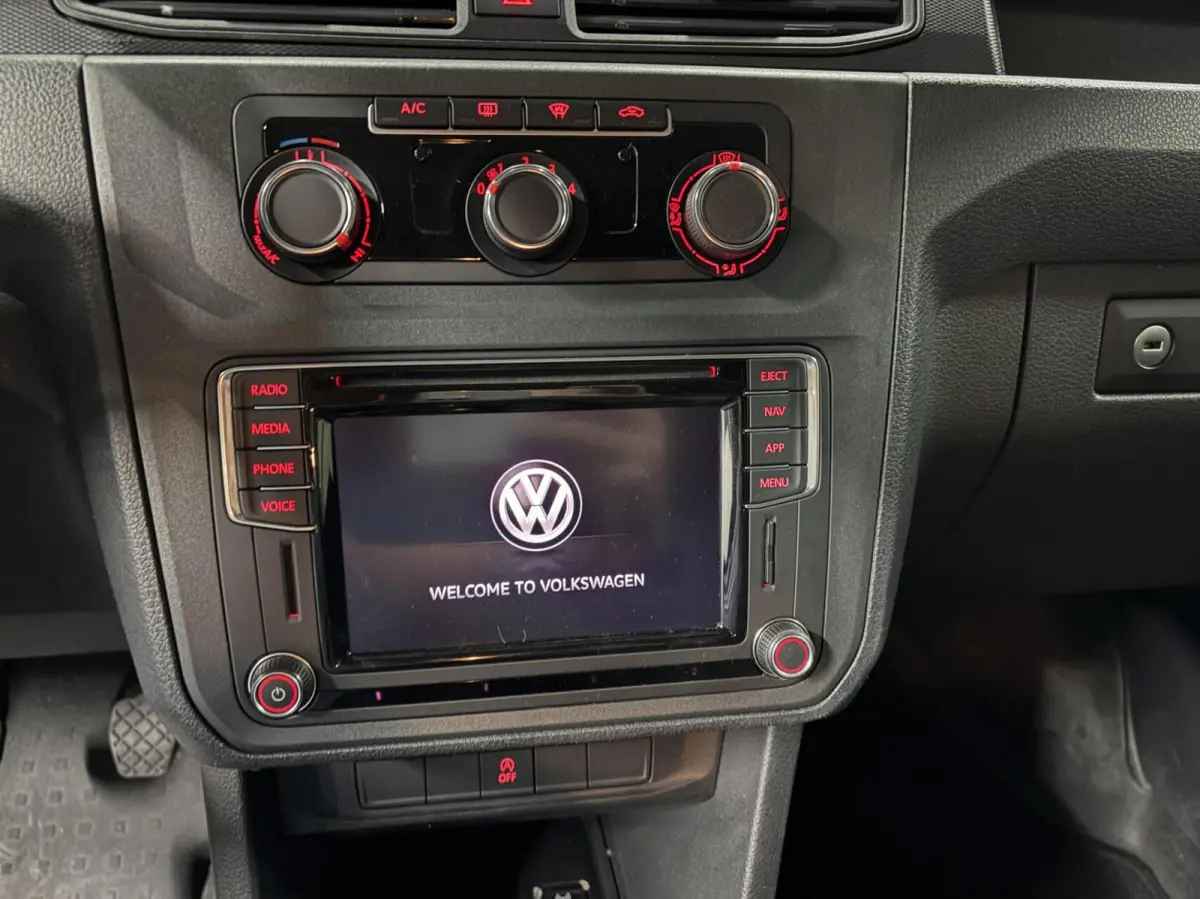 Bestel 2.0 TDI L1H1 BMT Highline Carplay