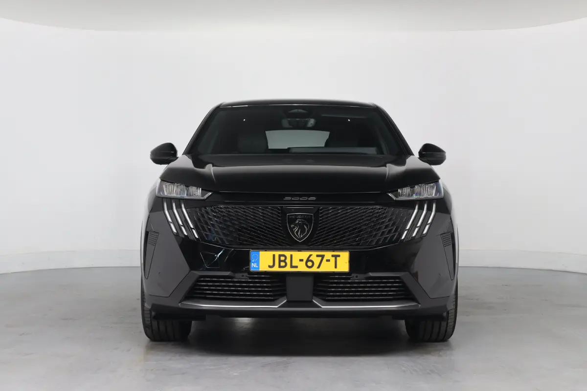 1.6 plug-in Hybrid 195 Allure | Dealer Onderhouden! | 360 Camera | Clima | Navi | Cruise Adaptive | LED | 19'' Lichtmetalen Velgen | DAB | Sfeerverlichting | Keyless