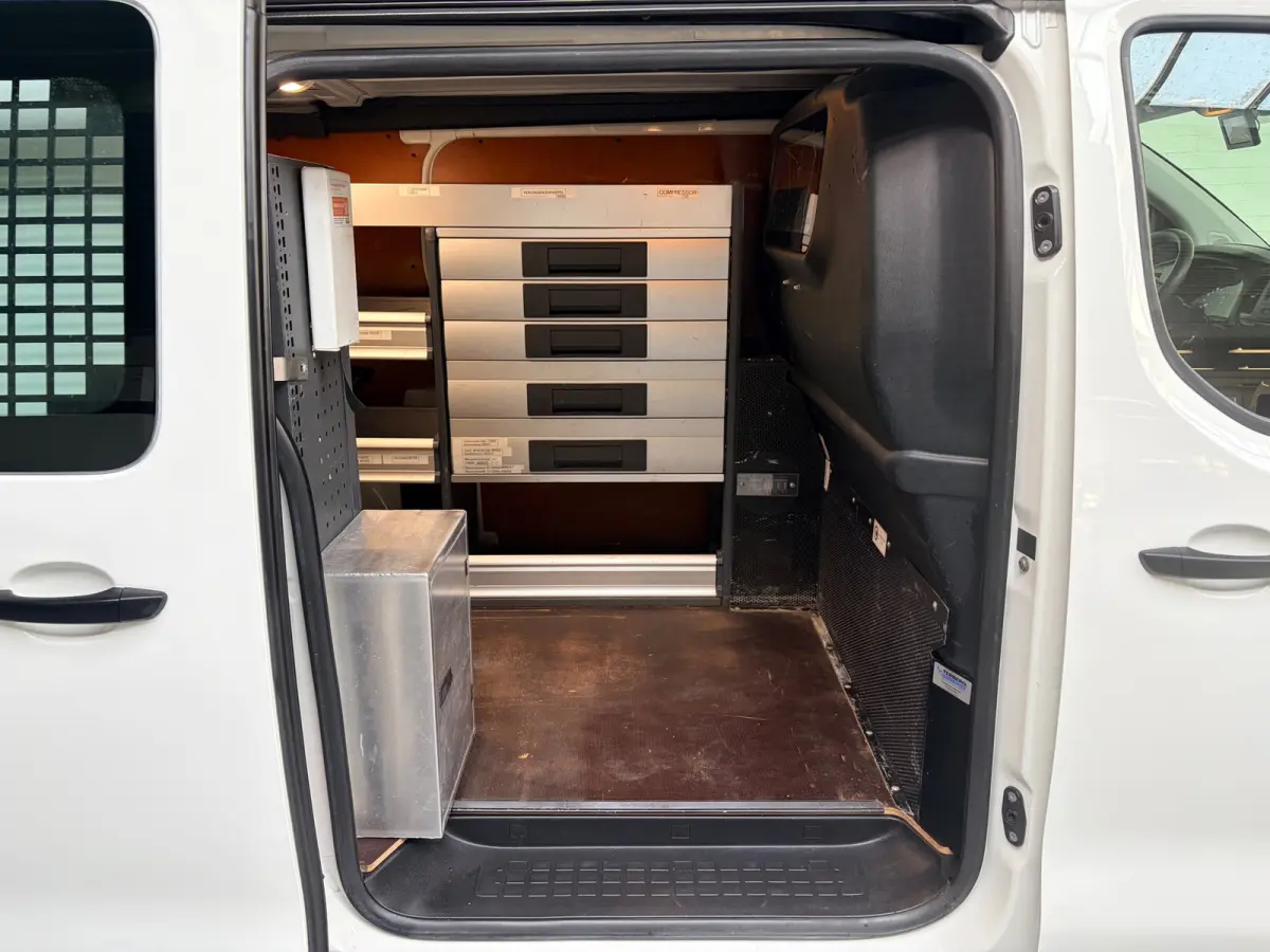 Citroen Jumpy Servicewagen 1.5 BlueHDI 100 M Club euro6 L2H1 V230 omvormer BOTT inrichting Trekhaak, RIJKLAARPRIJS!