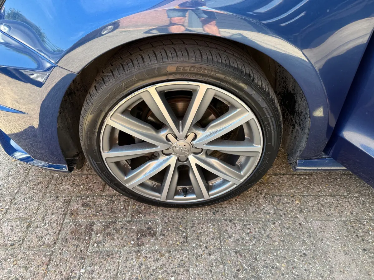 1.0 TFSI S-TRONIC S-LINE|CRUISE/NAVI/PDC/LED