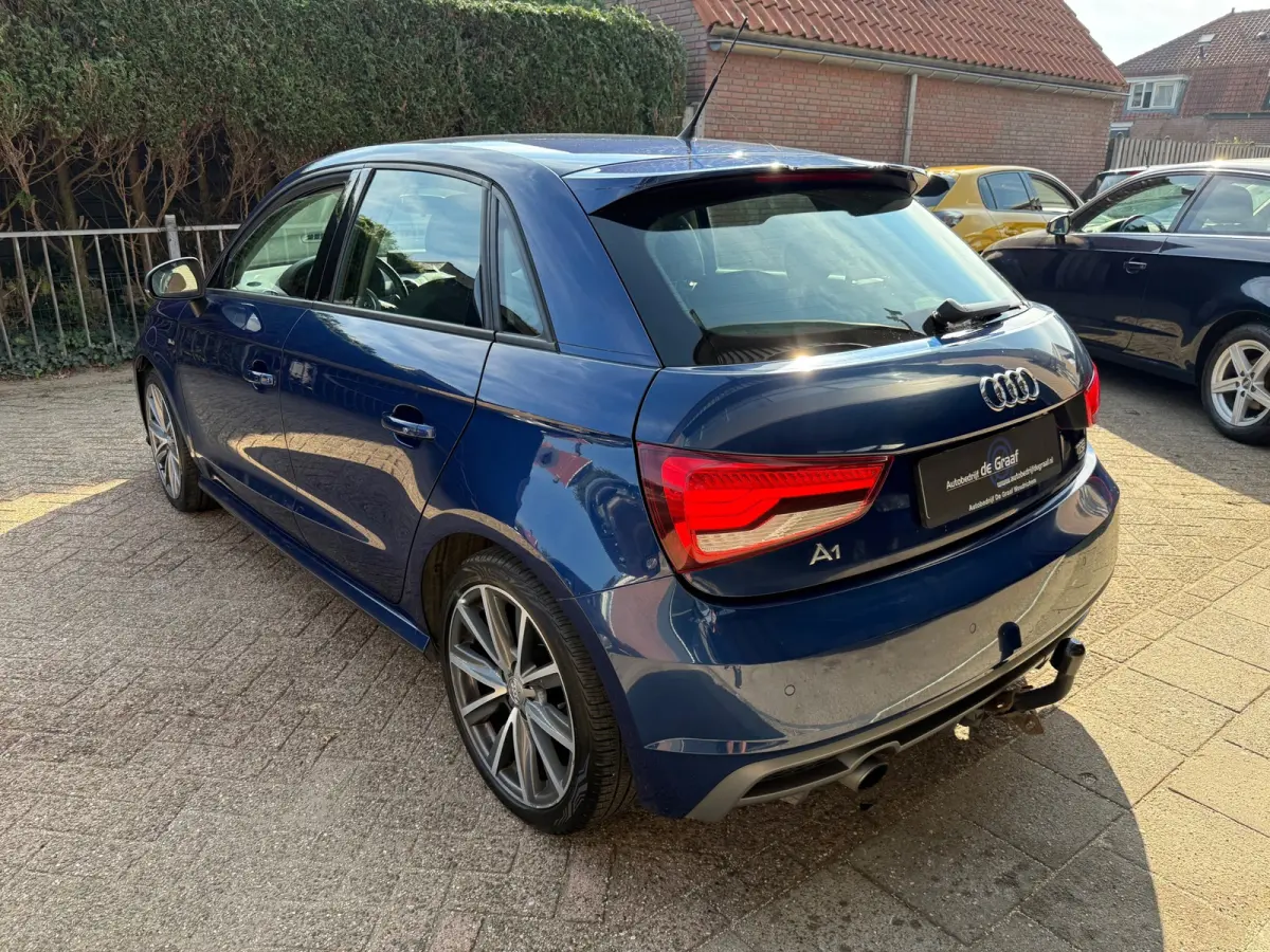 1.0 TFSI S-TRONIC S-LINE|CRUISE/NAVI/PDC/LED