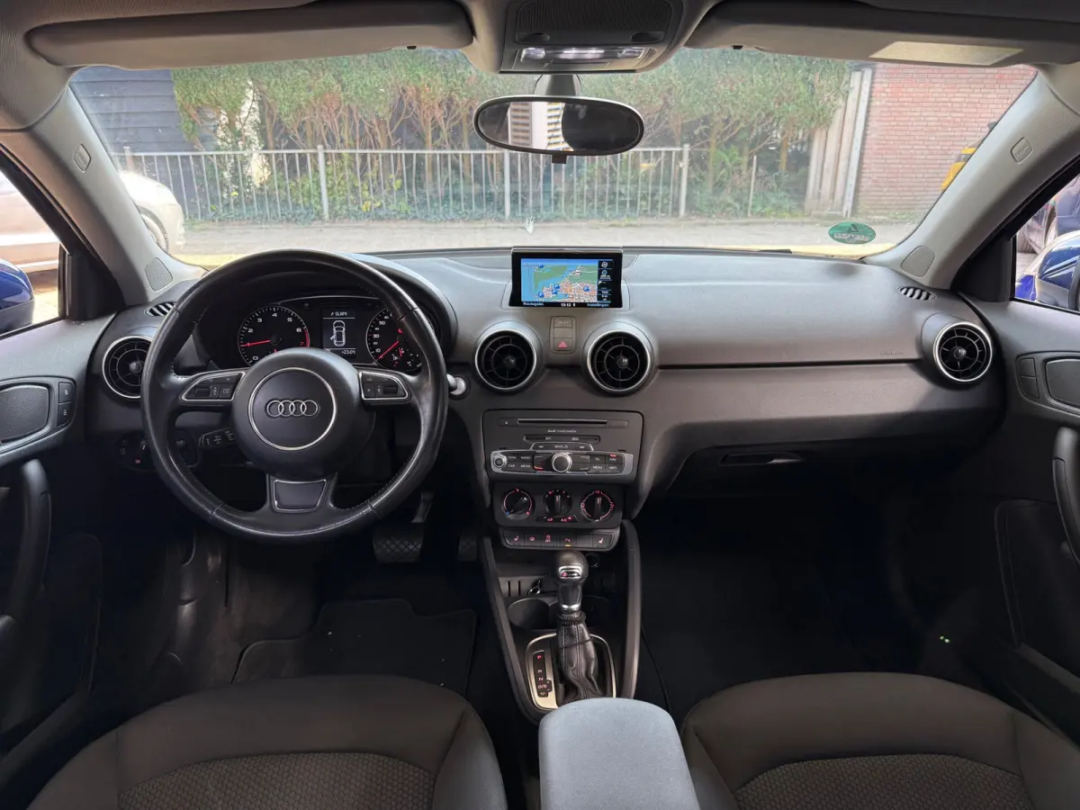 1.0 TFSI S-TRONIC S-LINE|CRUISE/NAVI/PDC/LED